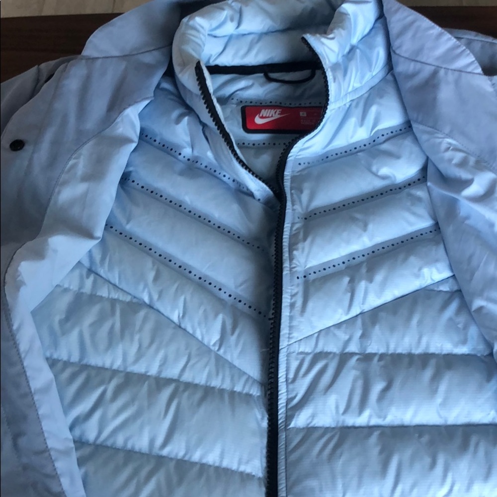 Nike Women's Jacket Light Blue Jacket And Coat Aeroloft - Picture 4 of 11